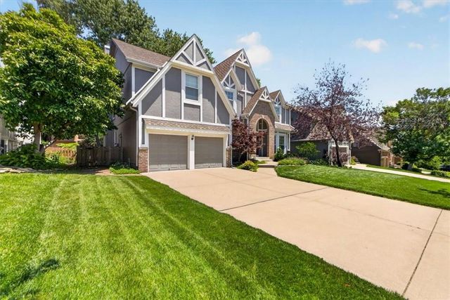 13139 Kessler Street, Overland Park, KS 66213