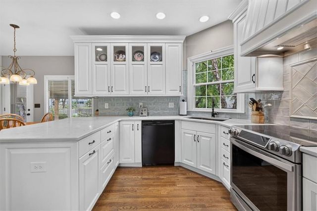 13139 Kessler Street, Overland Park, KS 66213