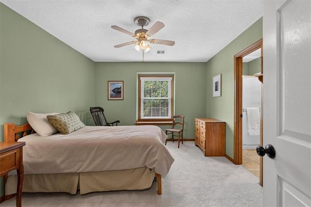 13139 Kessler Street, Overland Park, KS 66213