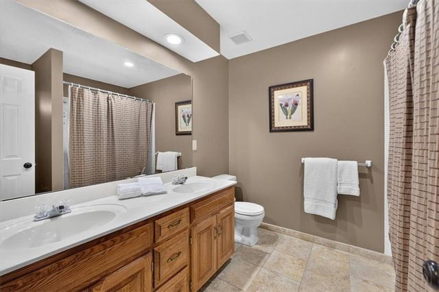13139 Kessler Street, Overland Park, KS 66213