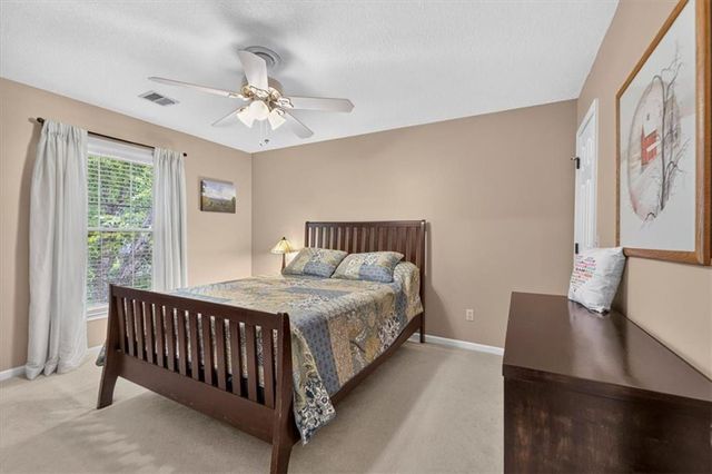 13139 Kessler Street, Overland Park, KS 66213