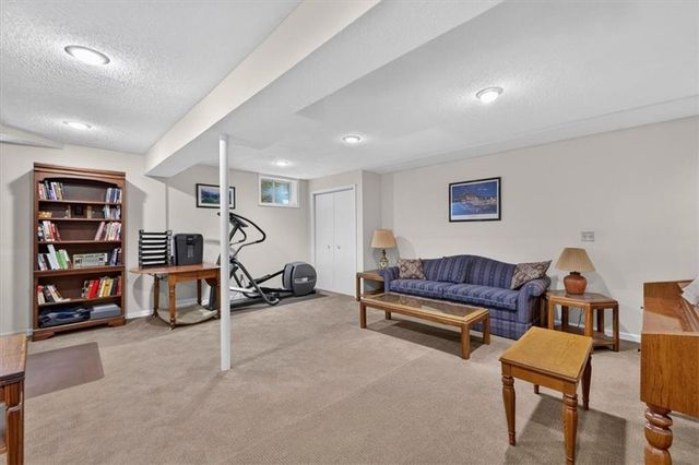 13139 Kessler Street, Overland Park, KS 66213