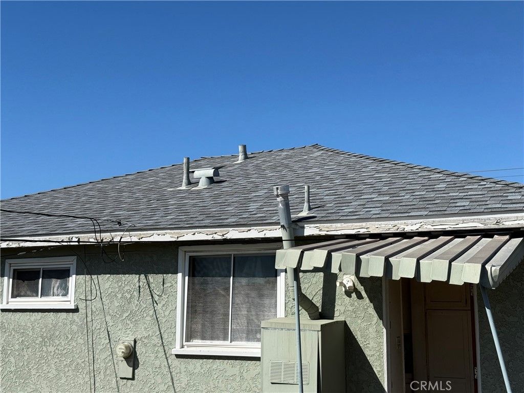 Image 12 of property listing at 2516 W 164th Street, Torrance, CA 90504