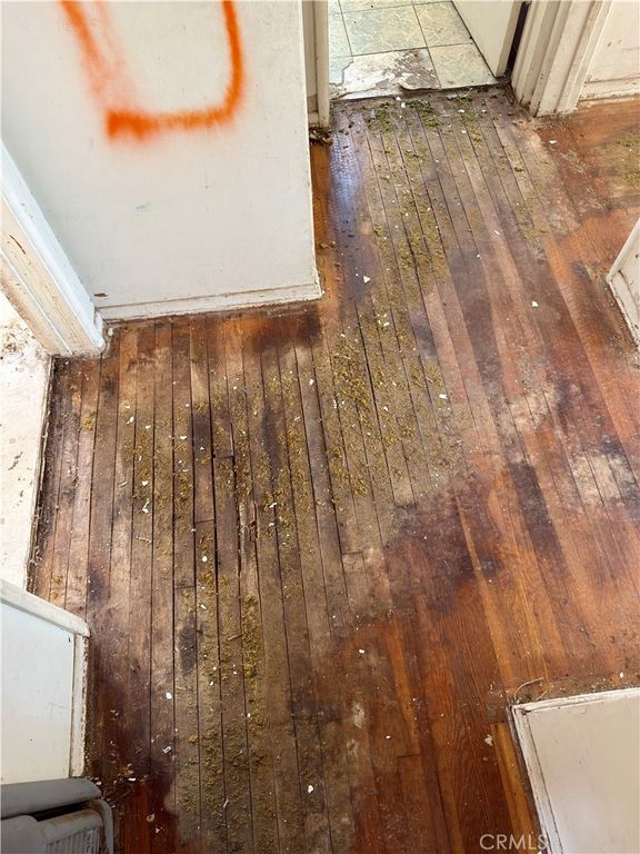 Image 21 of property listing at 2516 W 164th Street, Torrance, CA 90504