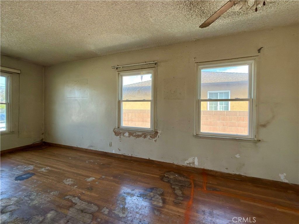 Image 28 of property listing at 2516 W 164th Street, Torrance, CA 90504