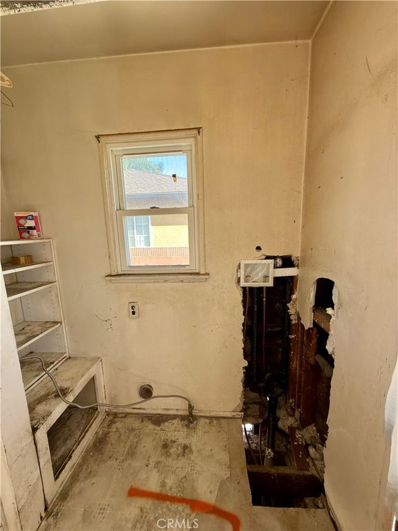 Image 29 of property listing at 2516 W 164th Street, Torrance, CA 90504