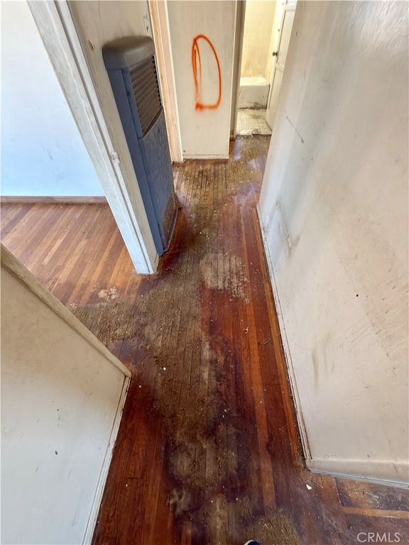 Image 31 of property listing at 2516 W 164th Street, Torrance, CA 90504