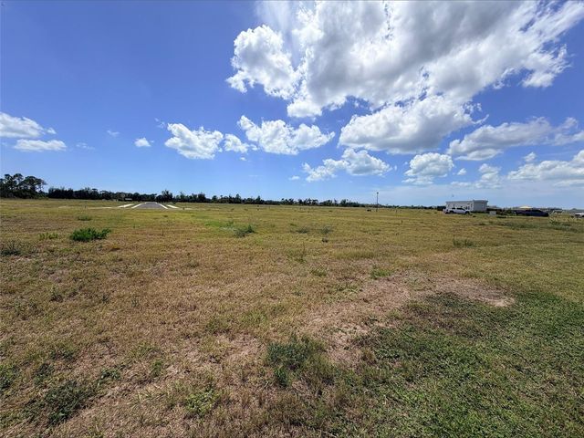 254 HOLLY BANK AVENUE, Nokomis, FL 34275
