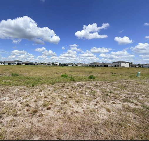 254 HOLLY BANK AVENUE, Nokomis, FL 34275