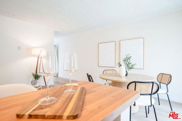 833 5th Street 206, Santa Monica, CA 90403