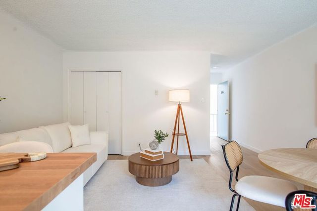833 5th Street 206, Santa Monica, CA 90403