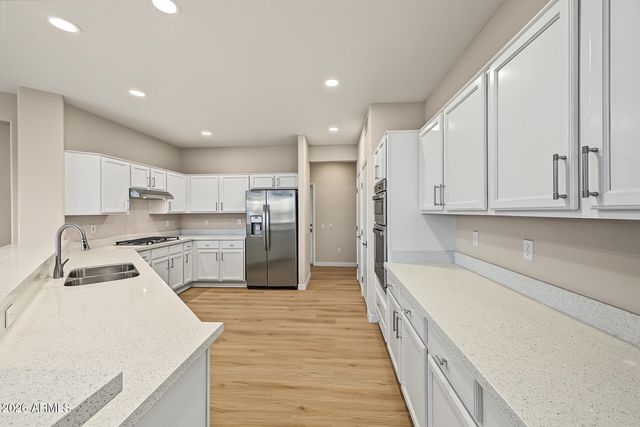 20101 N CLEAR CANYON Drive, Surprise, AZ 85374