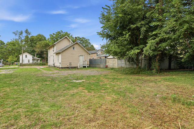 1207 E Vine Street, Kalamazoo, MI 49001