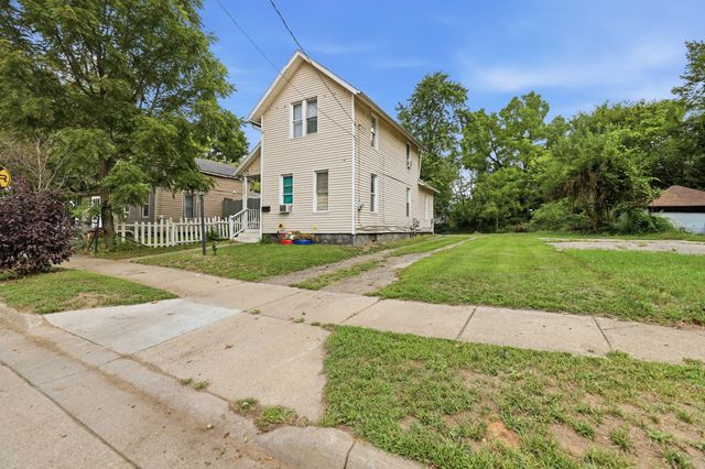 1207 E Vine Street, Kalamazoo, MI 49001