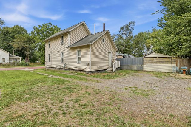 1207 E Vine Street, Kalamazoo, MI 49001