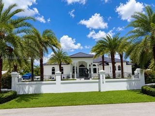 23710 SW 214th Pl, Homestead, FL 33031