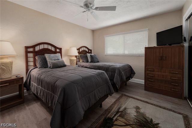 5560 Westwind LN, Fort Myers, FL 33919