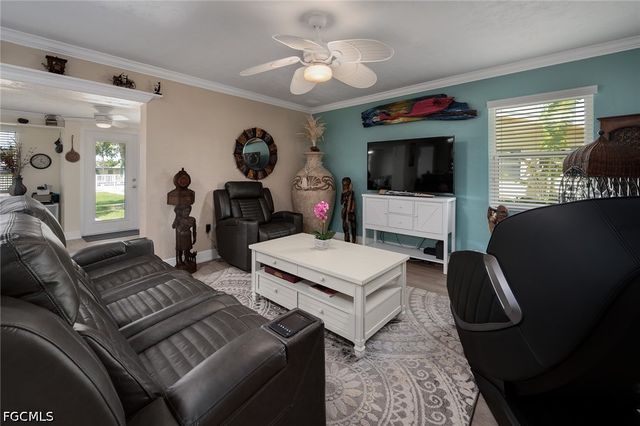 5560 Westwind LN, Fort Myers, FL 33919