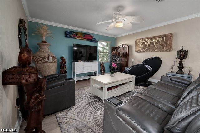 5560 Westwind LN, Fort Myers, FL 33919