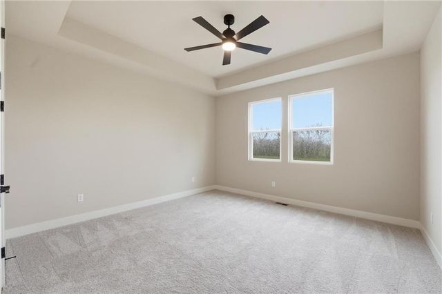 20653 Skyview Lane, Spring Hill, KS 66083