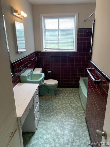 3721 S COURT Street, Montgomery, AL 36105