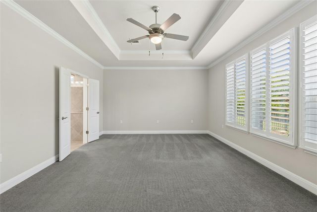 811 Holiday Creek LN, Georgetown, TX 78633