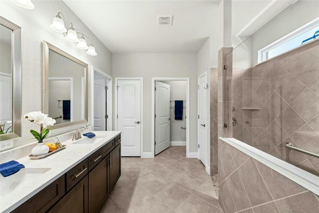 811 Holiday Creek LN, Georgetown, TX 78633