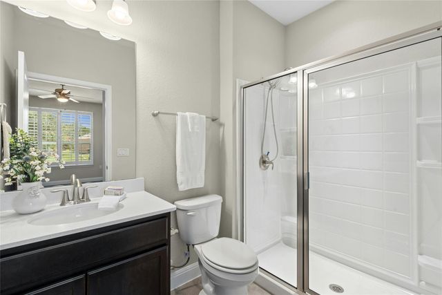 811 Holiday Creek LN, Georgetown, TX 78633