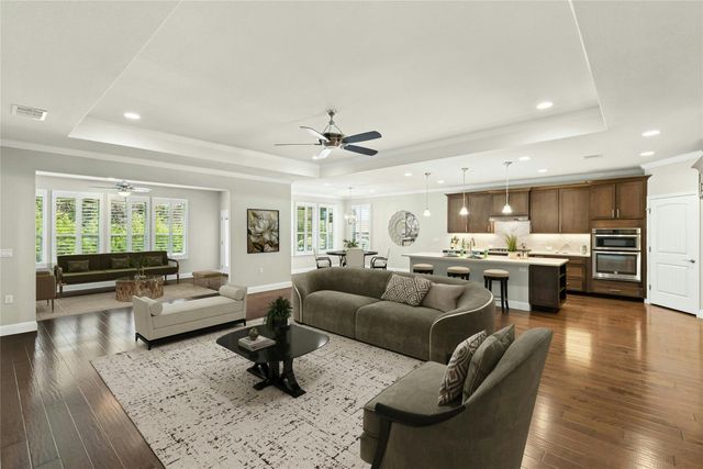 811 Holiday Creek LN, Georgetown, TX 78633