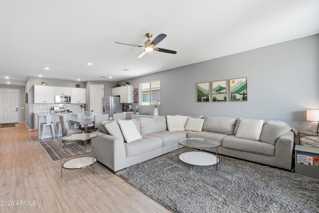 3393 E VALLEYHIGH Trail, San Tan Valley, AZ 85143