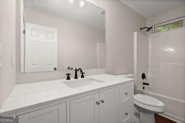 245 Lossie Lane, Mcdonough, GA 30253