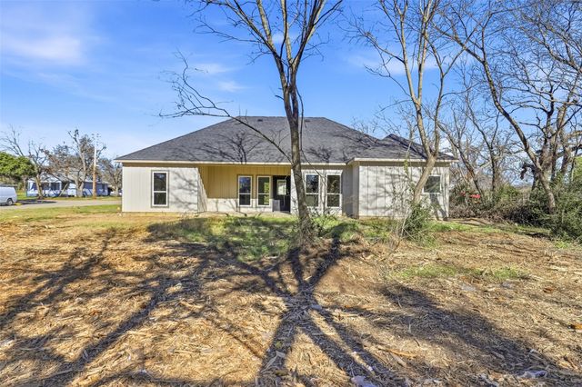 609 W Washington Avenue, Whitney, TX 76692