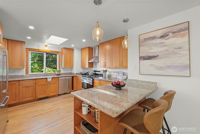 1822 Copalis Street NE, Tacoma, WA 98422