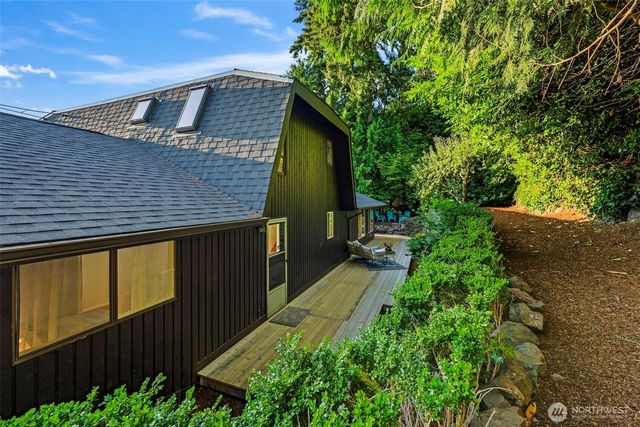 1822 Copalis Street NE, Tacoma, WA 98422