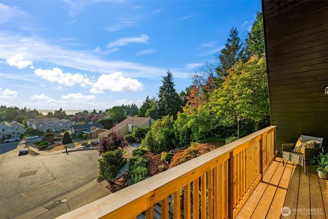 1822 Copalis Street NE, Tacoma, WA 98422