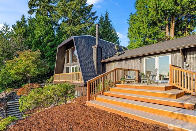 1822 Copalis Street NE, Tacoma, WA 98422