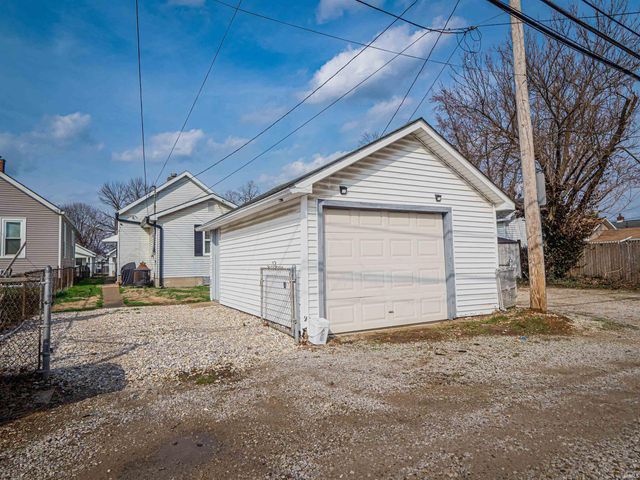 1409 E Walnut Street, Evansville, IN 47714