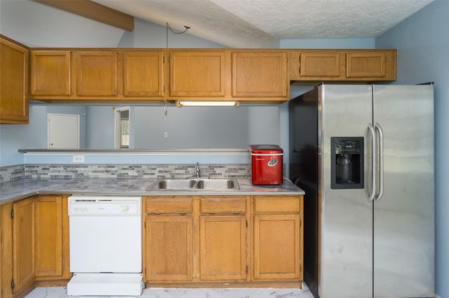 2902 Laurelridge Drive, League City, TX 77573