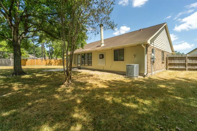 2902 Laurelridge Drive, League City, TX 77573