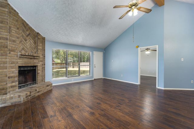 2902 Laurelridge Drive, League City, TX 77573