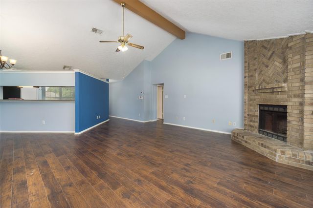 2902 Laurelridge Drive, League City, TX 77573