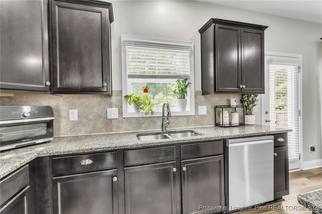 186 Old GLory Lane, Cameron, NC 28326