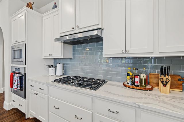 91 Sweet Creek Lane, Fulshear, TX 77441