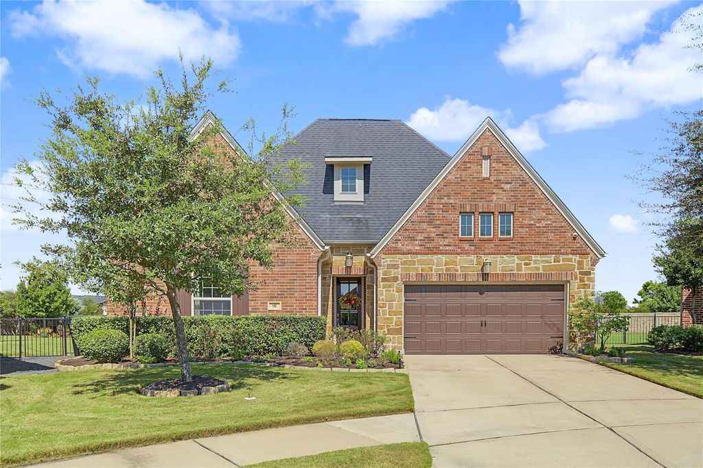 91 Sweet Creek Lane, Fulshear, TX 77441