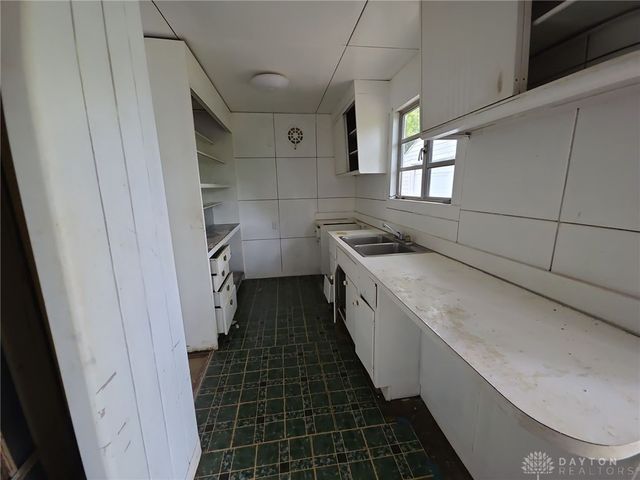 3007 Cornell Drive, Dayton, OH 45406