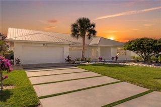 454 Flamingo AVE, Naples, FL 34108