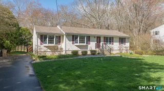 59 Corey Lane, East Lyme, CT 06357