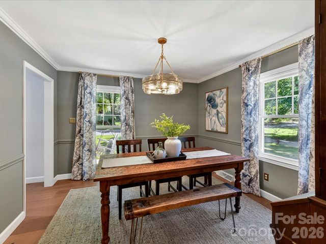 4308 Meadowridge Drive, Charlotte, NC 28226