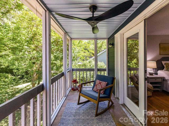 4308 Meadowridge Drive, Charlotte, NC 28226