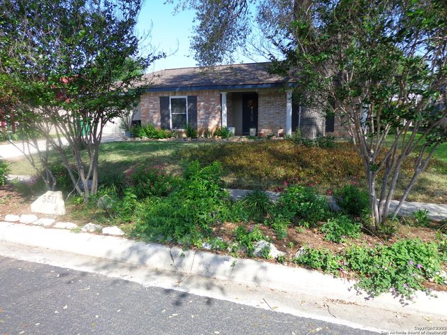 5511 Eaglewood St, San Antonio, TX 78233